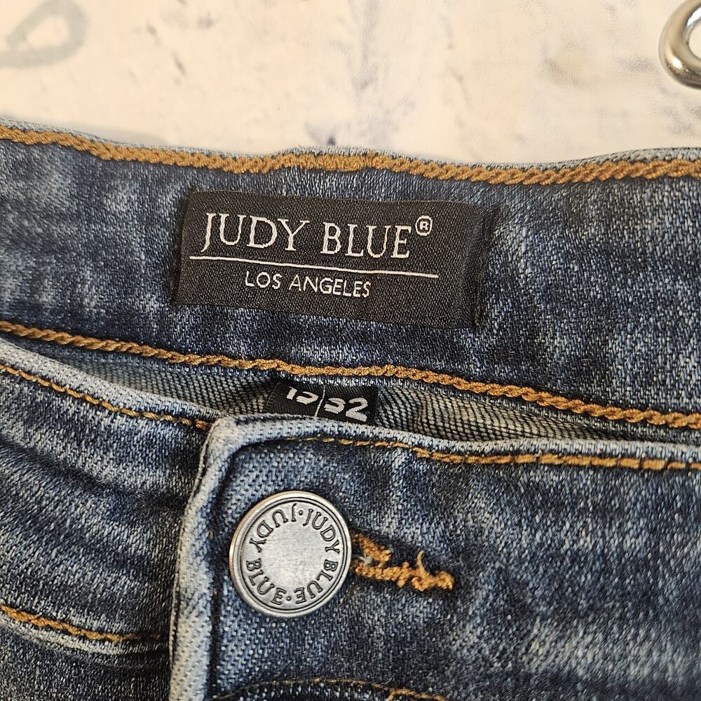Judy Blue Jeans Women’s 15/32 Blue Mid Rise Boyfriend Fit Distressed Stretch - Picture 3 of 8